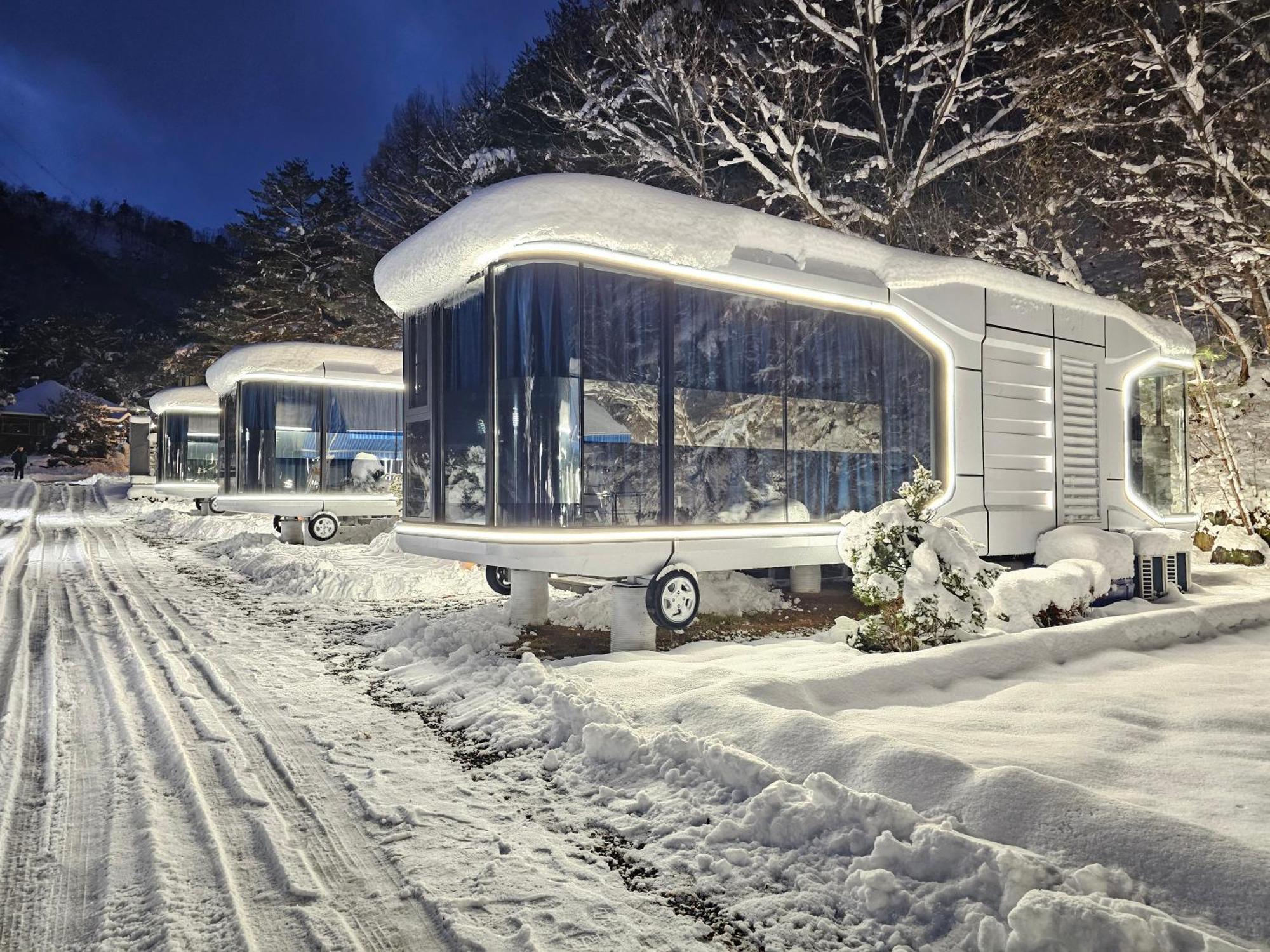 Galaxy X Hotel Type Caravan Glamping & Pension Pyeongchang Eksteriør bilde